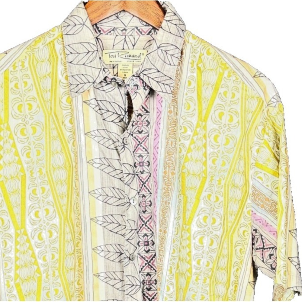 Tori Richard Cotton Lawn Abstract Short Sleeve Hawaiian Shirt S Yellow USA Made